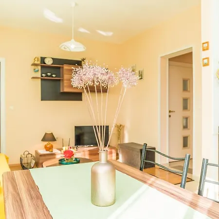Matilda Apartment *